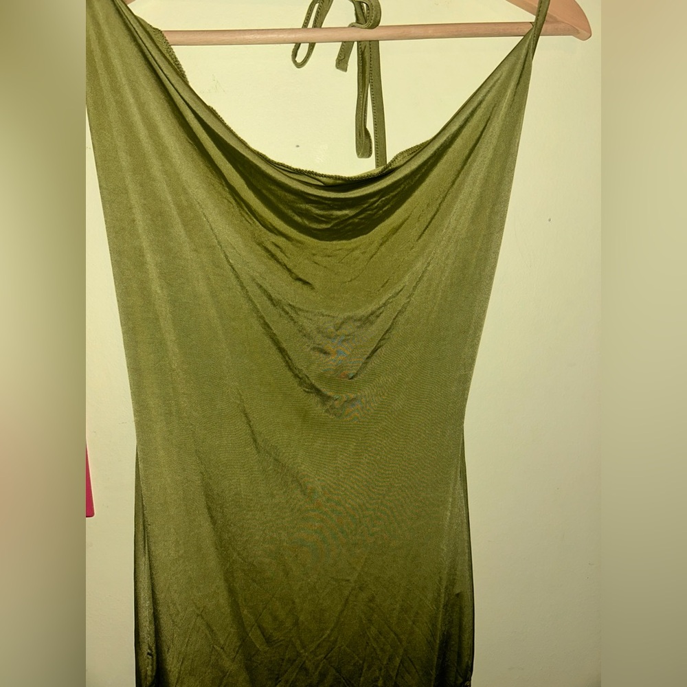 PrettyLittleThing Green Drape Dress - Picture 3 of 9